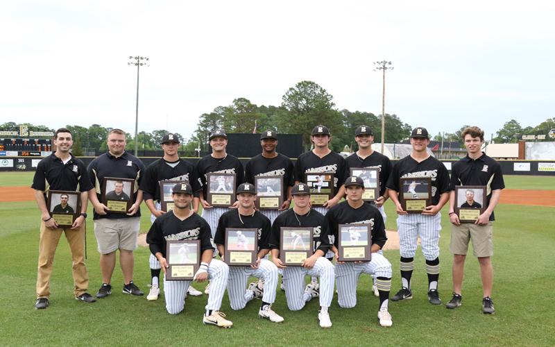 Warriors Await Playoffs After Split with Northwest
