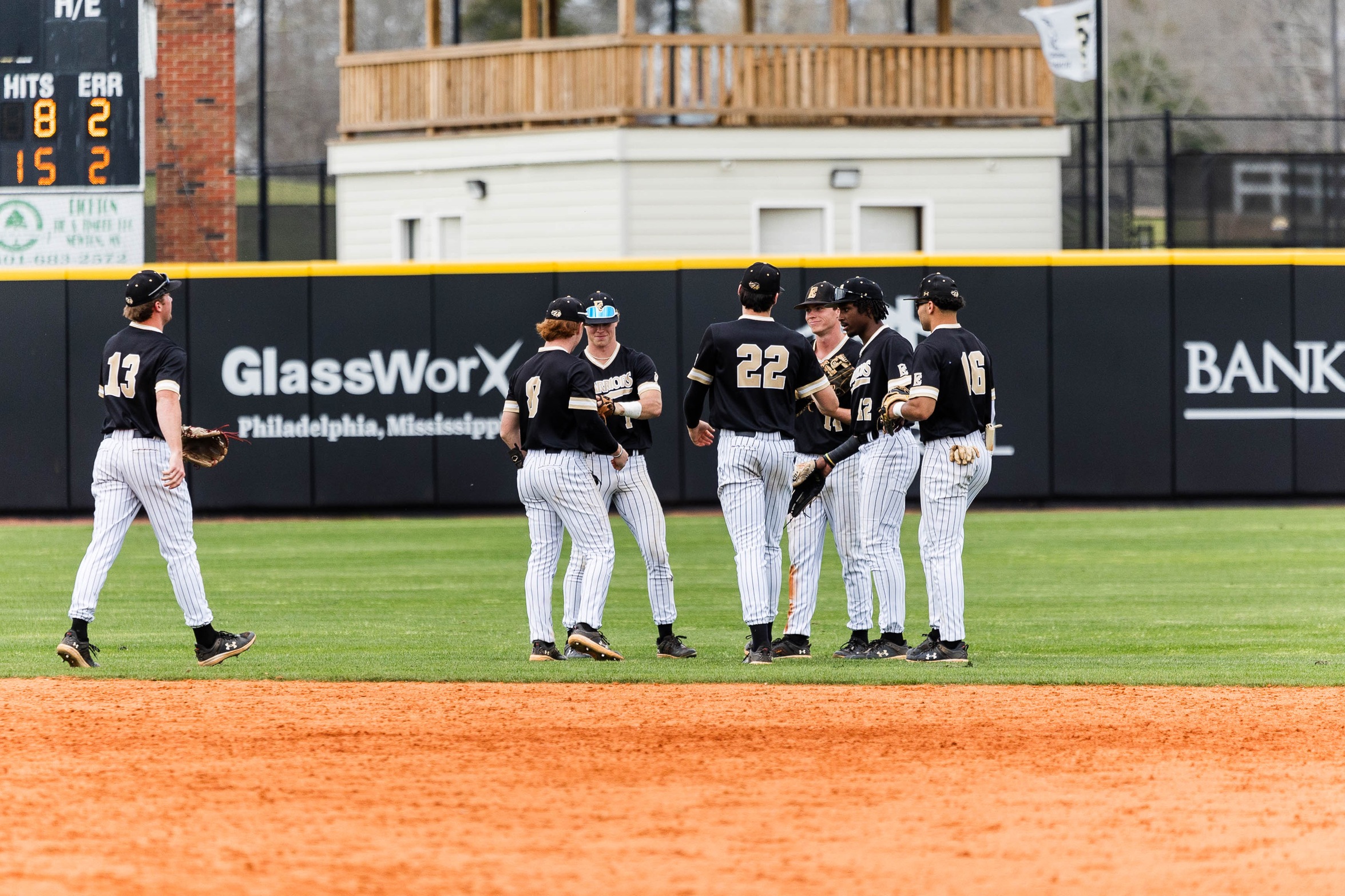 Warriors Win Streak Ends At 31 after Split with Northwest