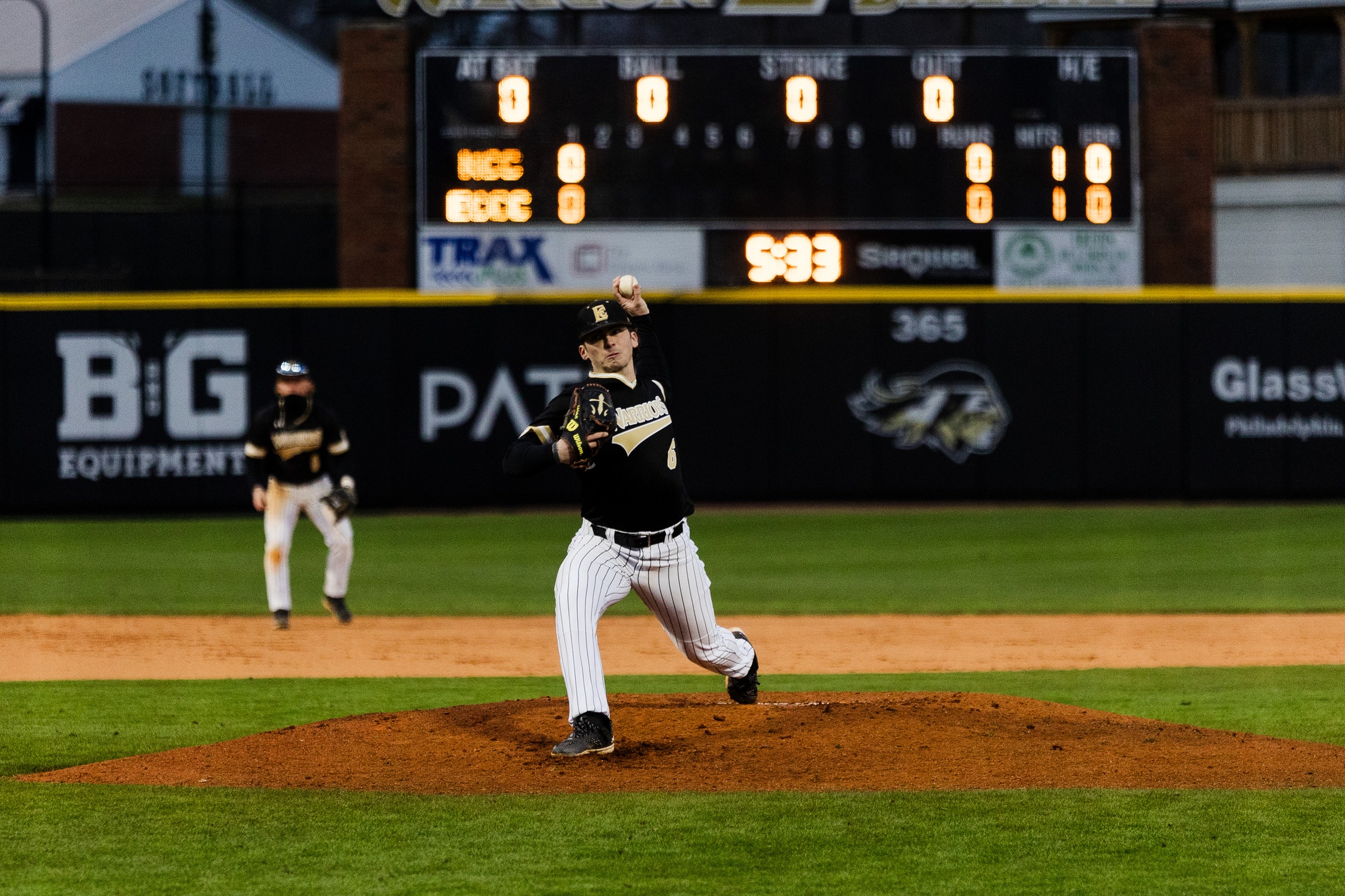 Luke Cooley Strikes Out 10 as the Warriors get Past #16 Kirkwood Community College