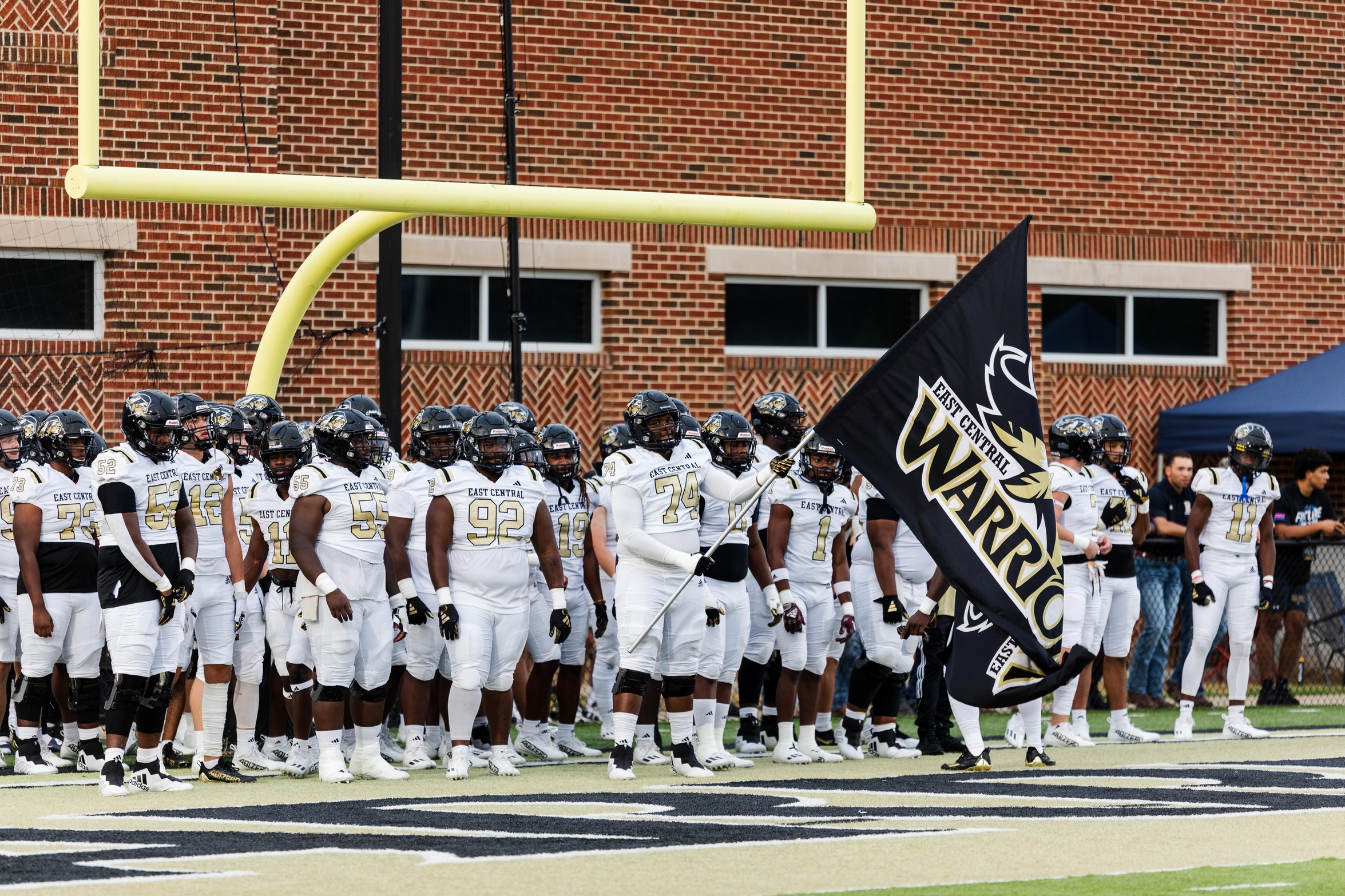 Warriors Smash the Bears, 48-15
