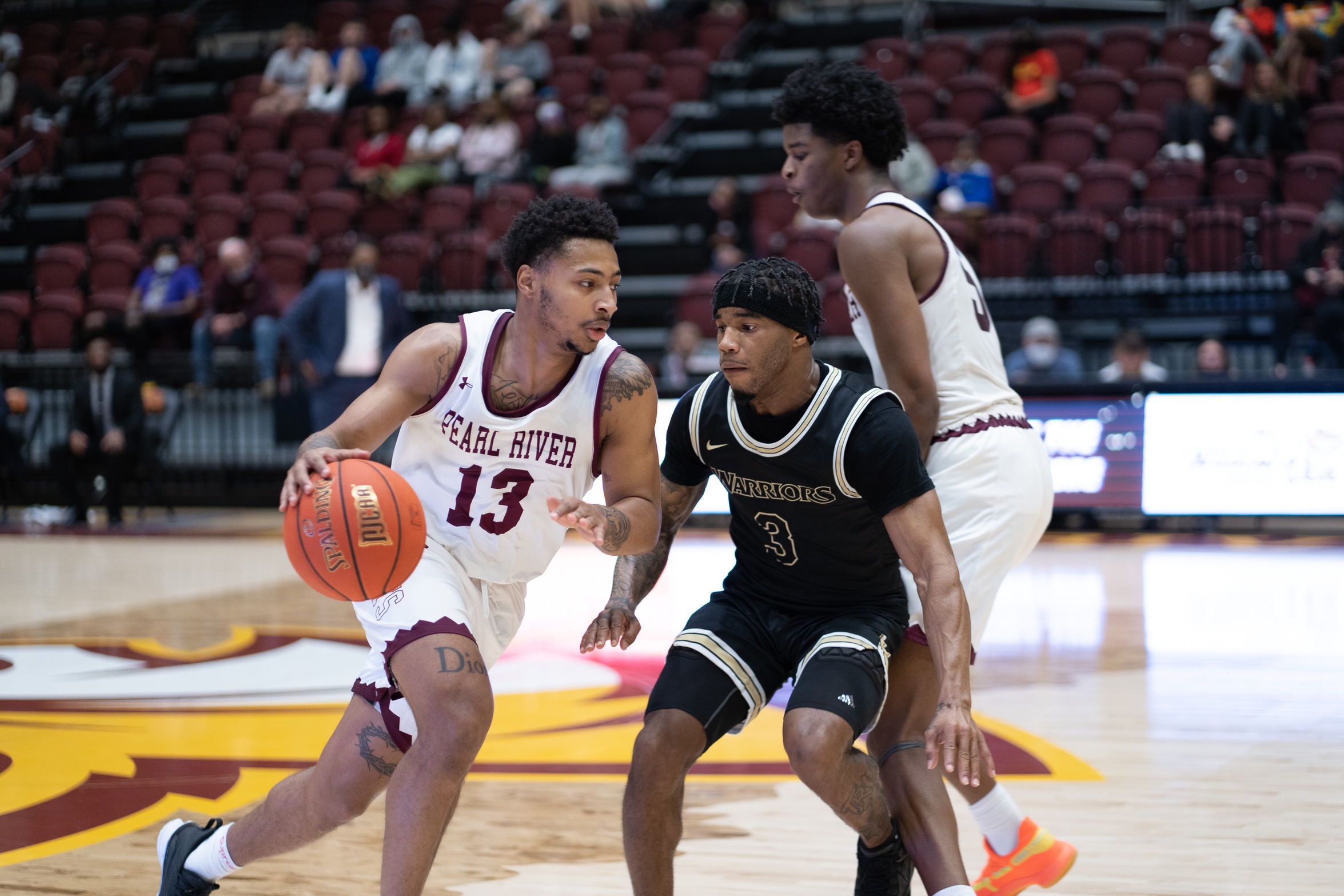 ECCC pushes No. 10 to the limit; fall 79-74