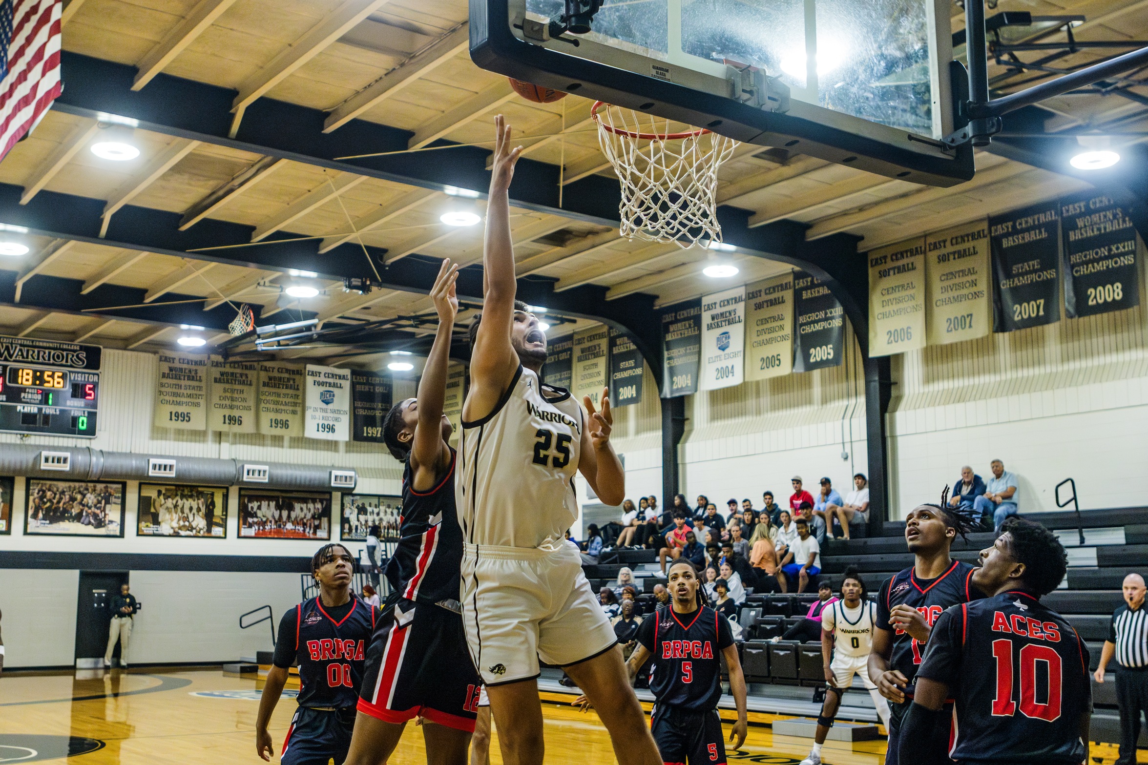East Central Warriors Score 100 in Commanding Win Over Baton Rouge Post-Grad
