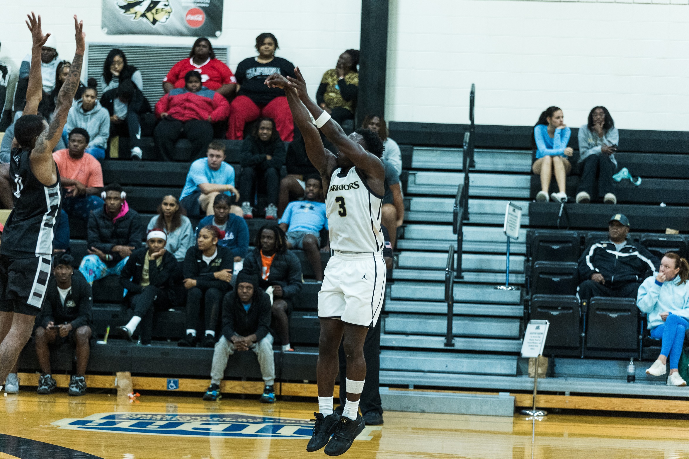 Rogers scores 25 as the Warriors get passed Reid State Technical College
