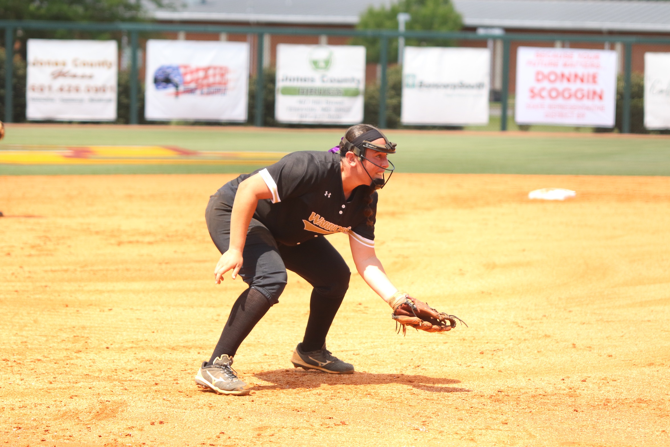 Lady Warriors Fall to ICC in MACCC Tournament Opener