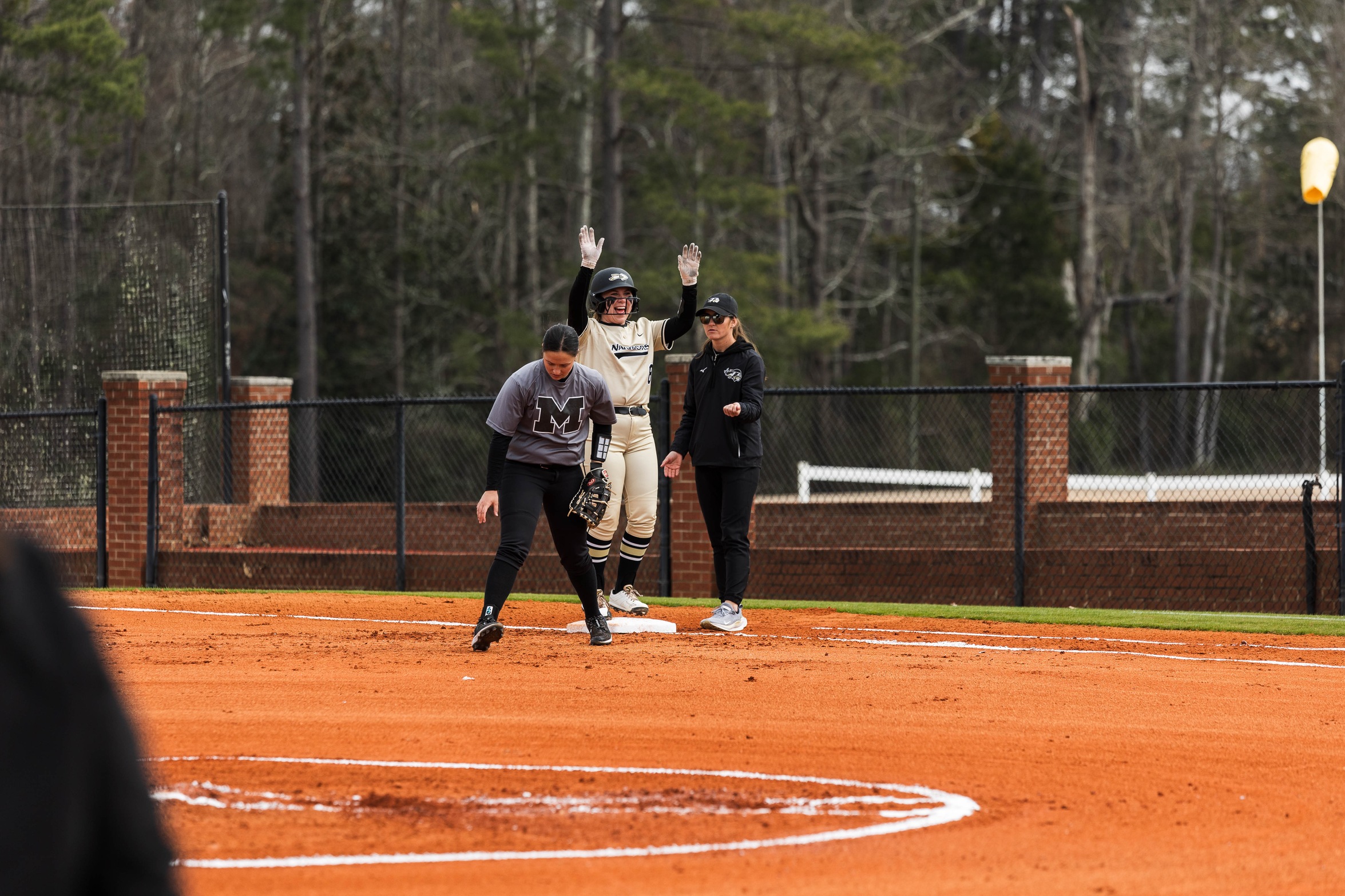 Lady Warriors Sweep MMI in home rematch